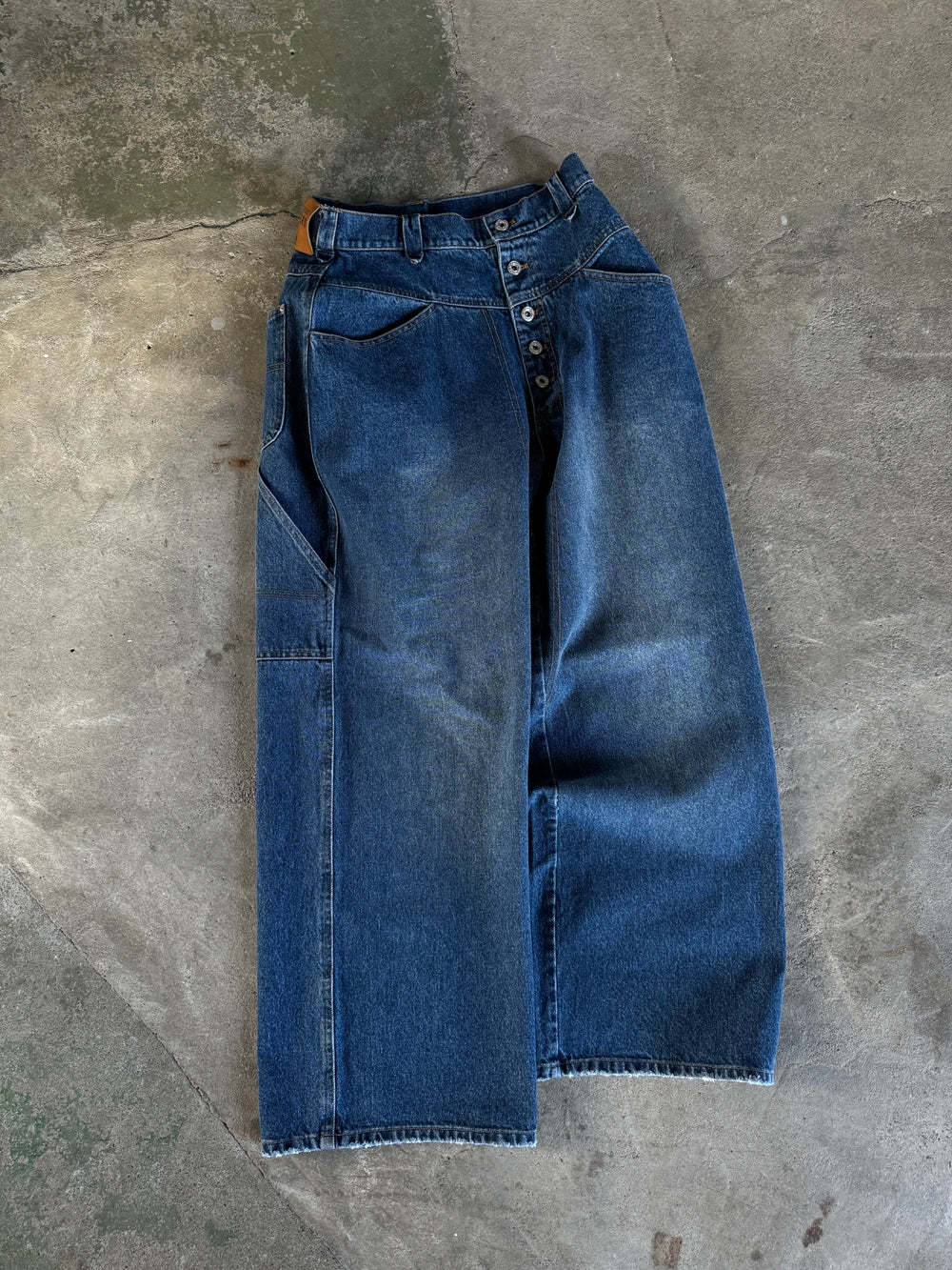 SUPER BAGGY DENIM PANTS